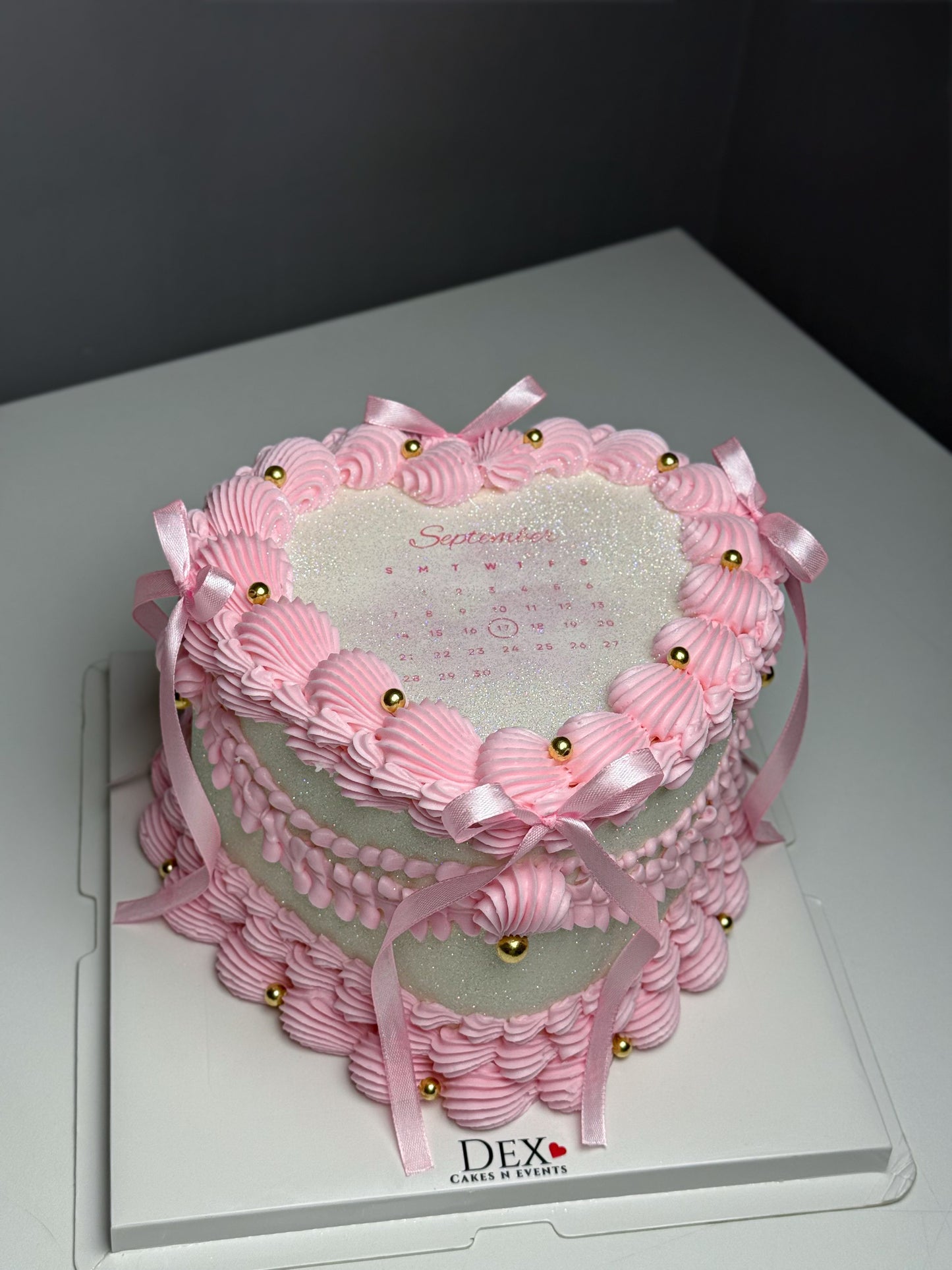 Pretty in Pink - 18CM